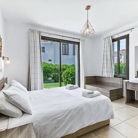 Platzia 4* Lemba